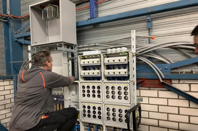Aansluiting verzwaard voor De Heus Staal 